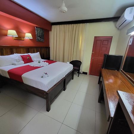 Caye Caulker Plaza Hotel Zewnętrze zdjęcie
